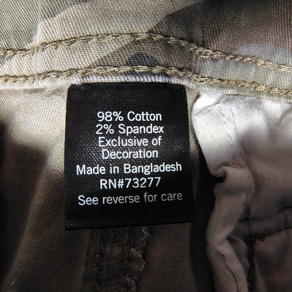 Urban Pipeline Camo Cargo Shorts Mens Size 30 Baggy Streetwear Y2K - Picture 11 of 12